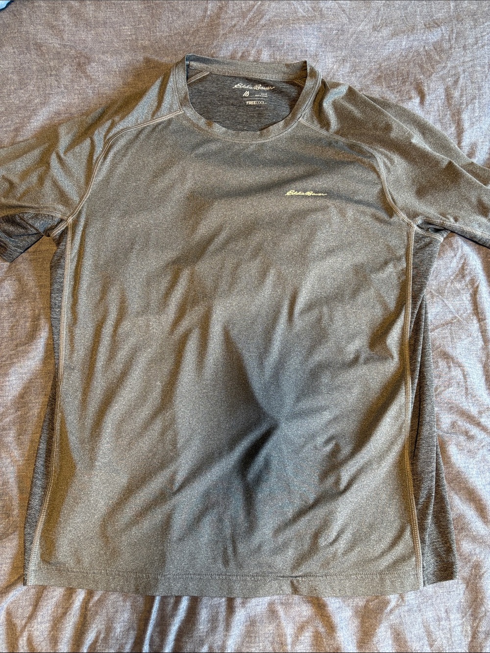 Eddie Bauer Men's Heathered Charcoal Crew Neck Short Sleeve Tee
